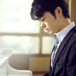 宝贝别穿内衣了我要摸摸视频
